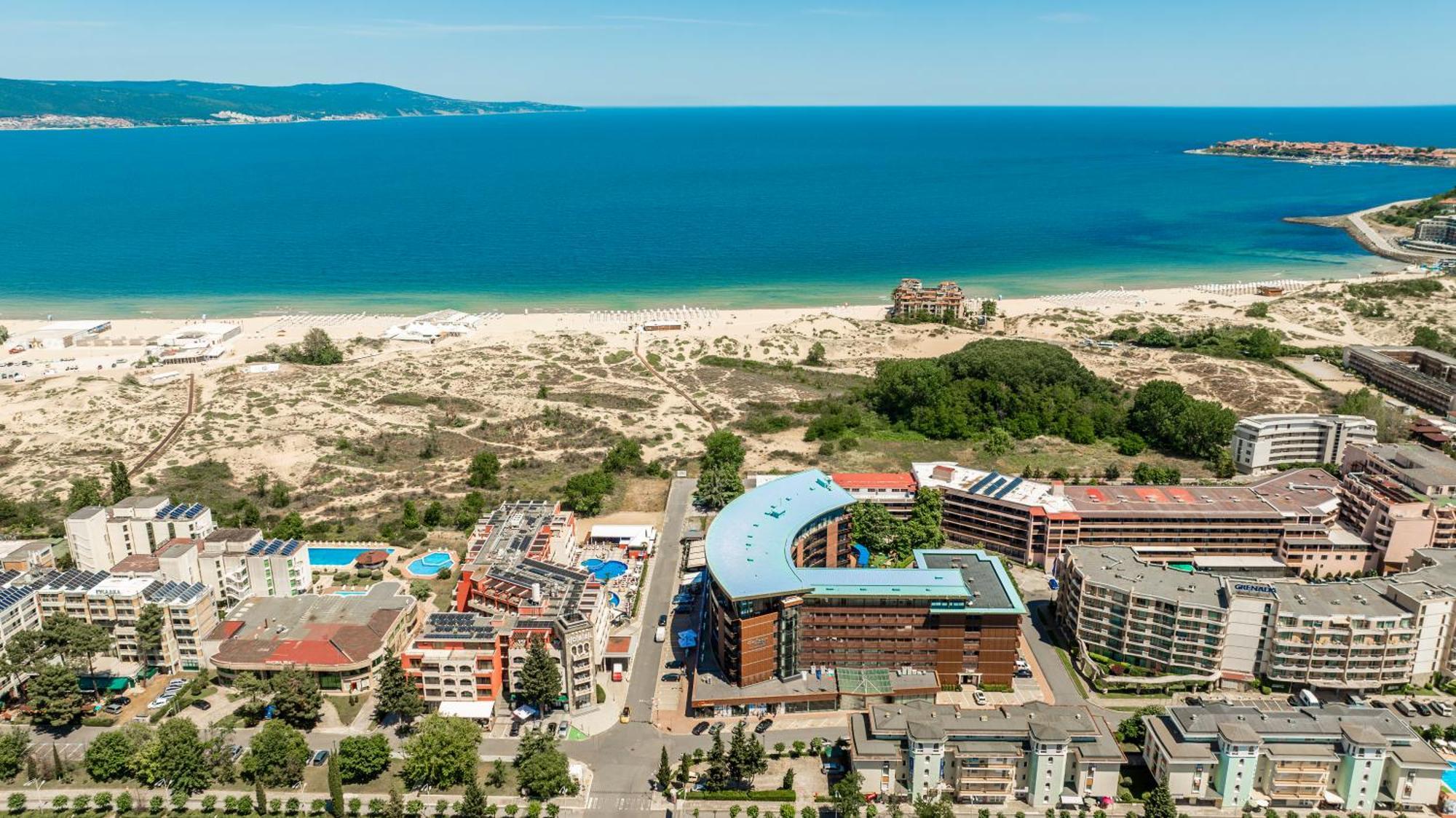Galeon Residence & Spa Sunny Beach Exterior foto